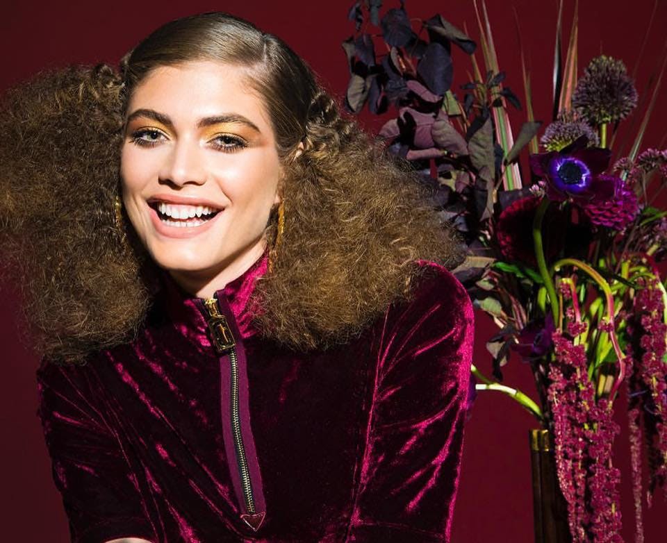 Valentina Sampaio - diversidade na moda