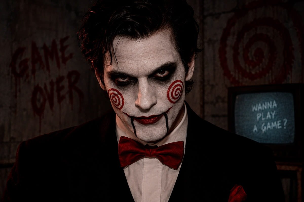 Maquiagem de Halloween inspirada em Jogos Mortais